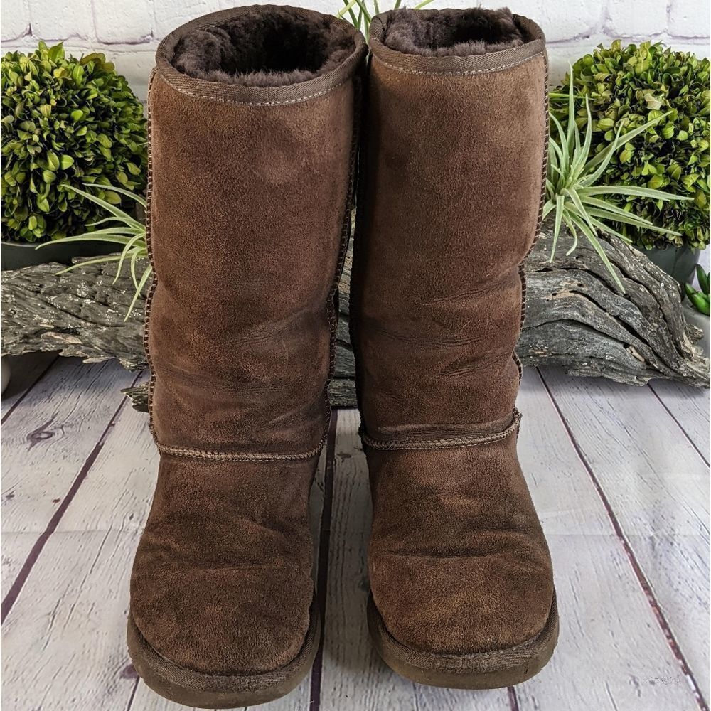 UGG Classic Tall II Boot - Picture 2 of 8